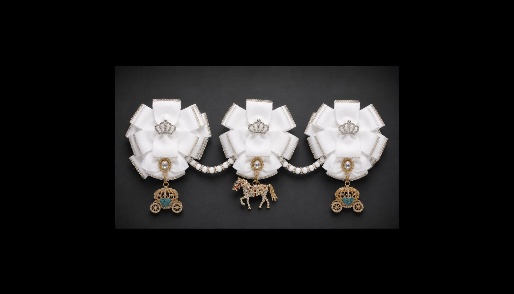 Triple bow Carriage pram charm